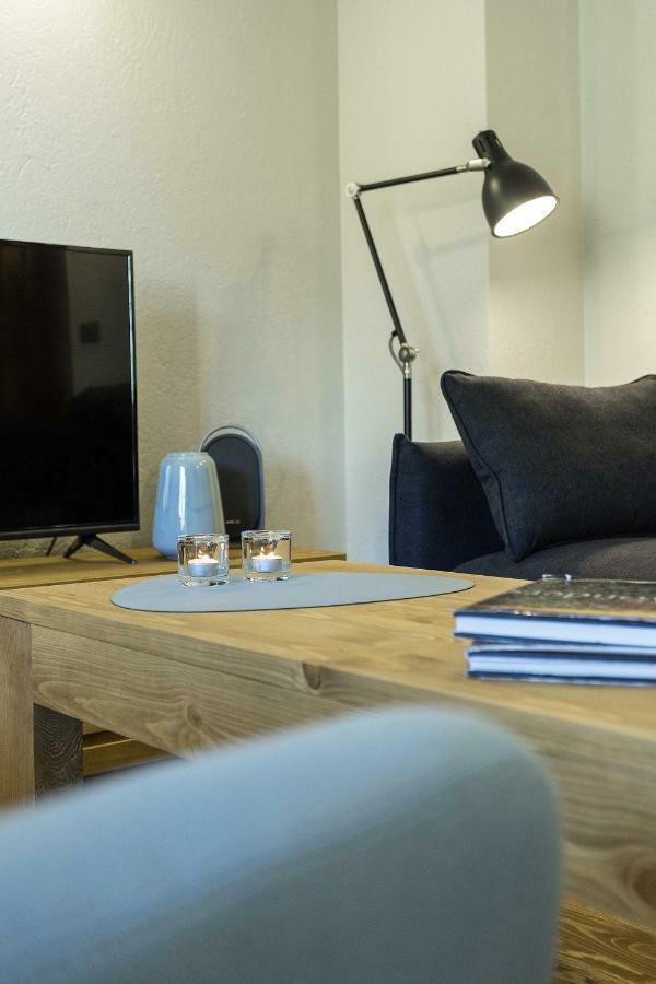 Apartment Ensa - Alpes Travel - Central Chamonix - Sleeps 4 Bagian luar foto